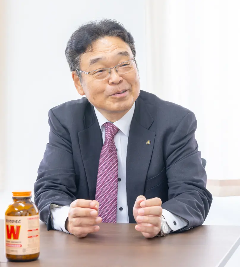 株式会社一門会 上山勝也氏、わかもと製薬株式会社 佐藤公彦氏の対談写真